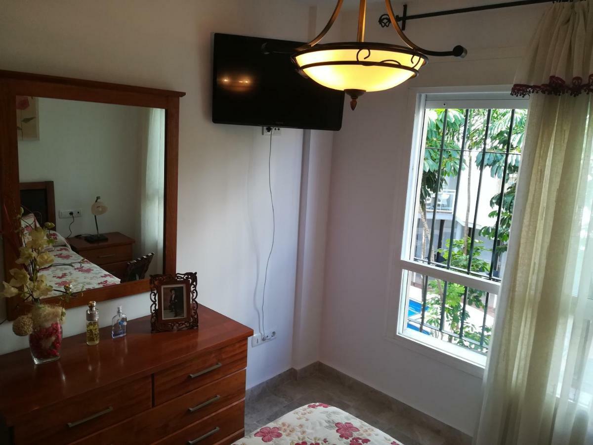 Apartamento En La Carihuela Torremolinos Exterior photo